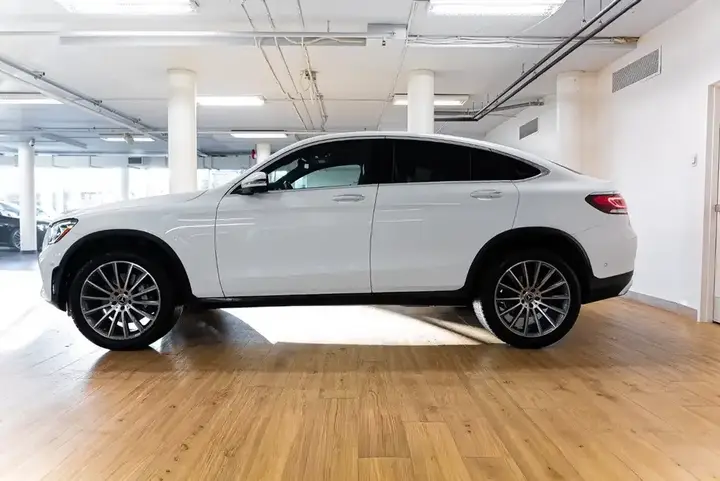 Mercedes-Benz Glc Coupe 2023 photo 3
