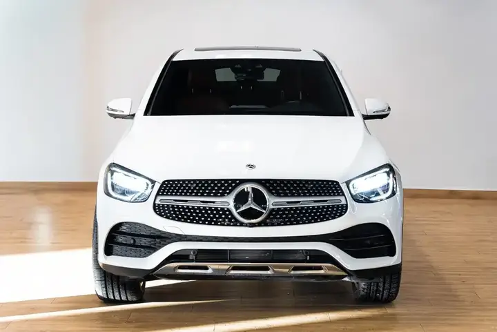 Mercedes-Benz Glc Coupe 2023 photo 2