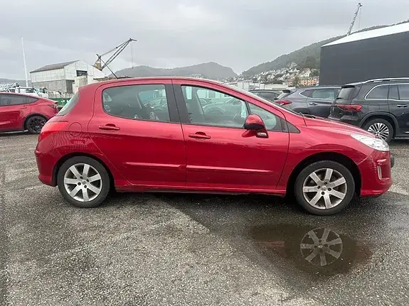 Peugeot 308 2010 photo 4