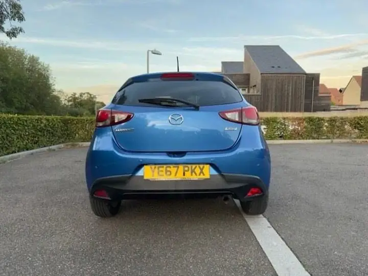 Mazda Mazda2 2017 photo 3