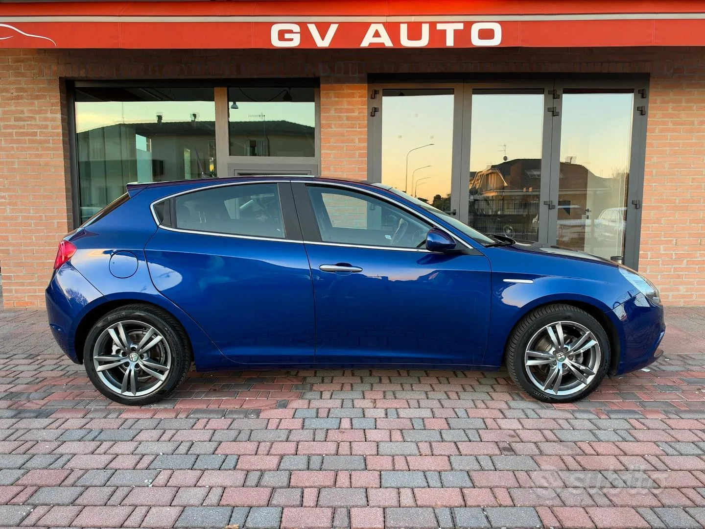 Alfa Romeo Giulietta 2013 photo 4