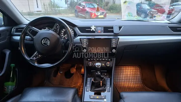Skoda Superb 2016 photo 5