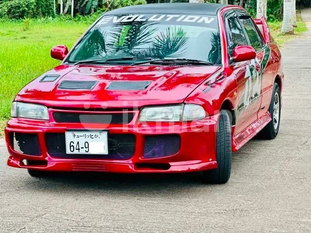 Mitsubishi Lancer