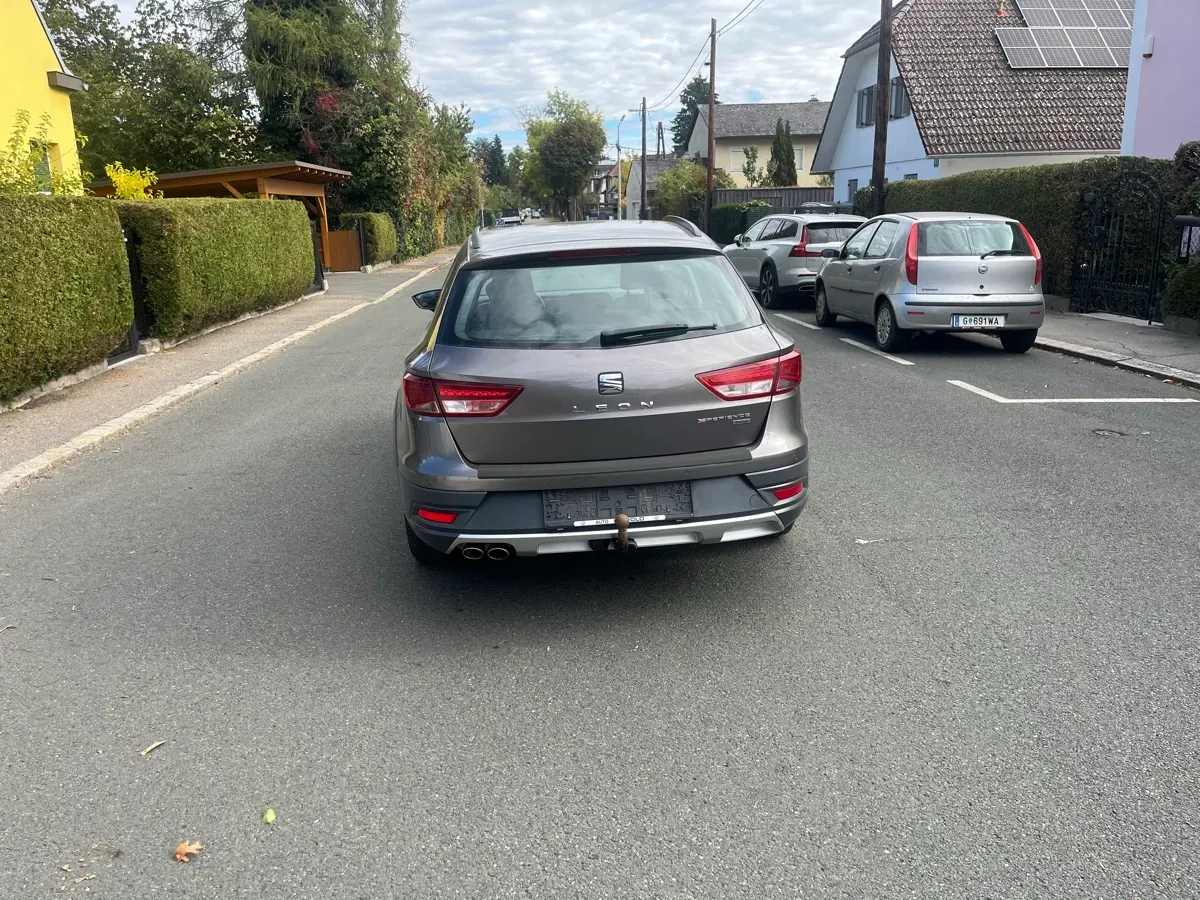 Seat Leon 2015 photo 2