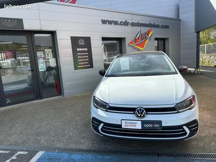 Volkswagen Polo 2022 photo 2