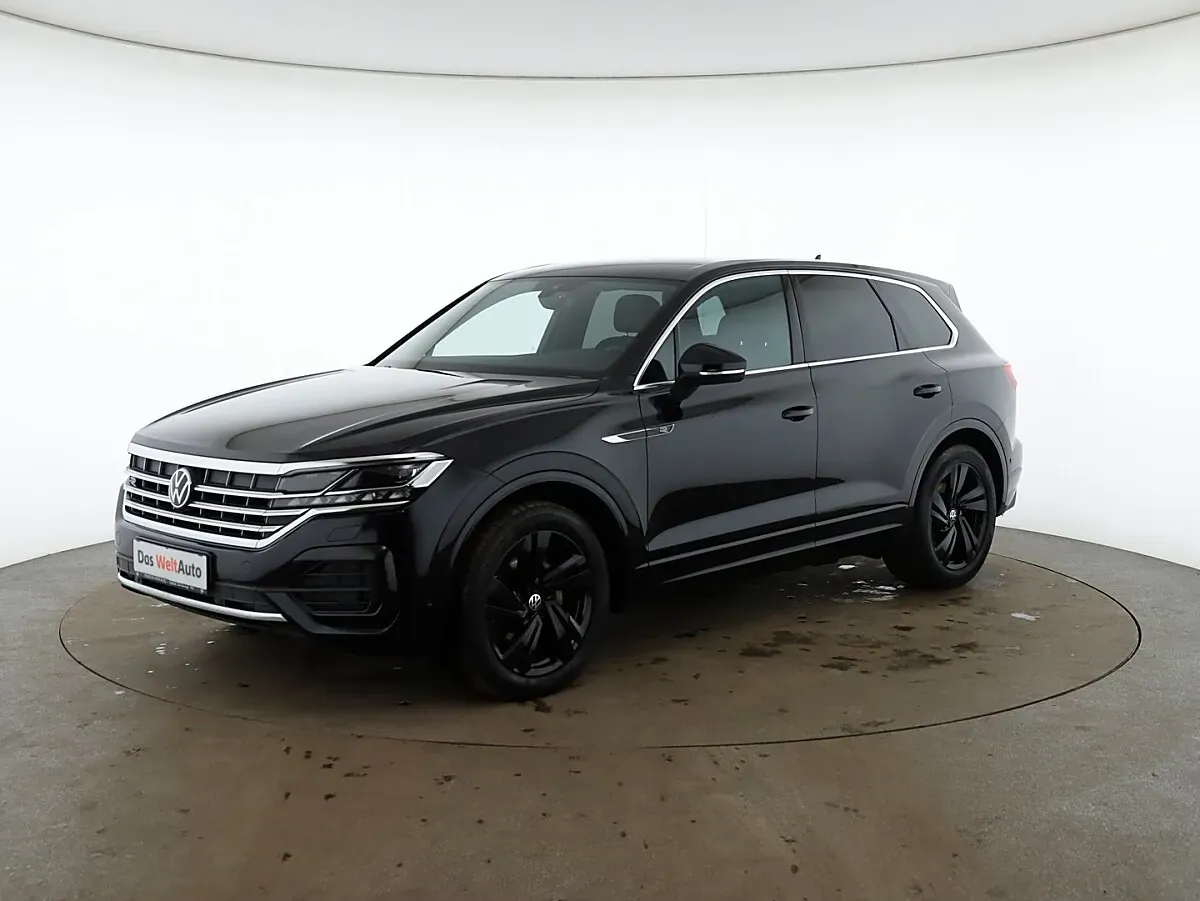 Volkswagen Touareg 2021 photo 2