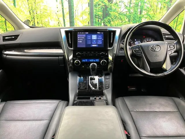 Toyota Alfaard 2.5S C Package 2021 photo 2