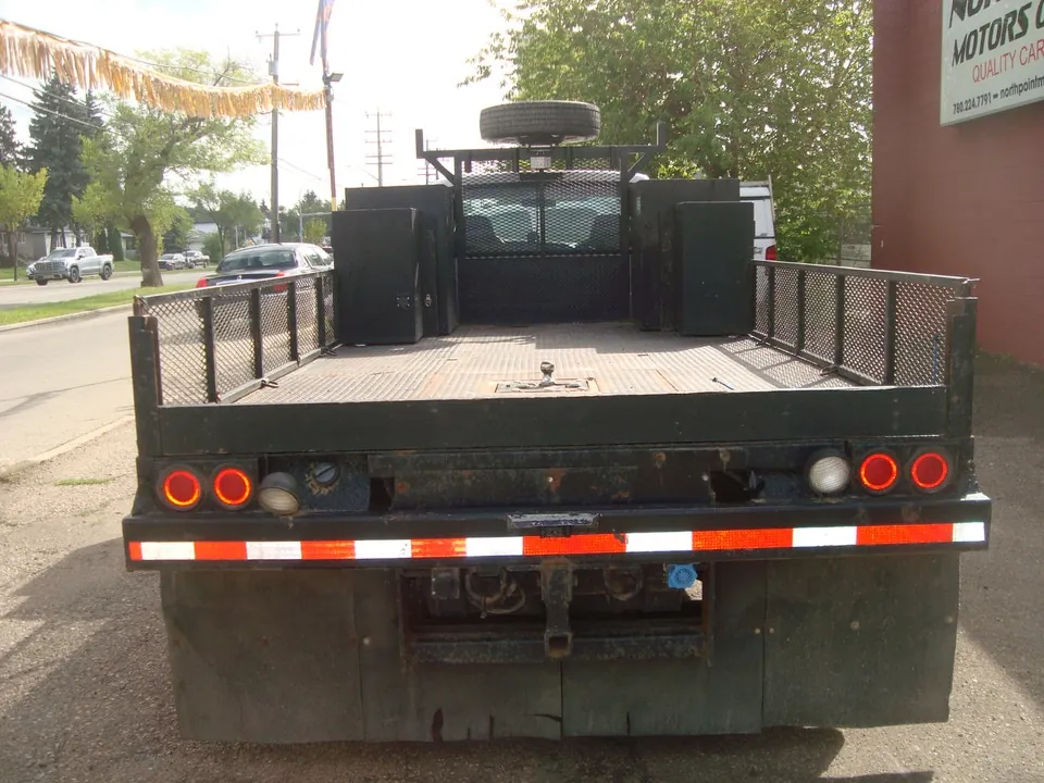 Ford F-550 2007 photo 3