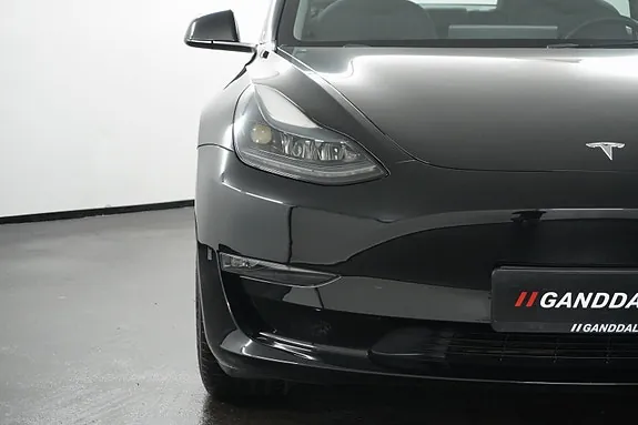 Tesla Model 3 2023 photo 4