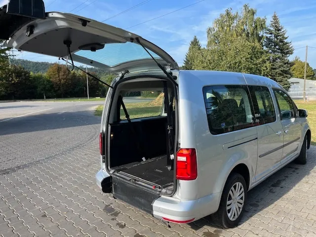 Volkswagen Caddy Maxi 2019 photo 3