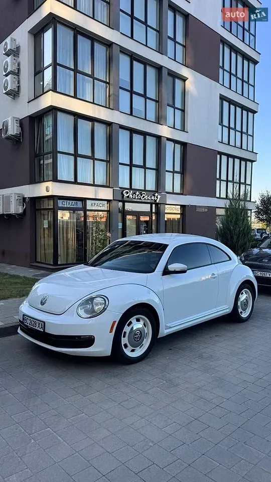 Volkswagen Beetle 2014 photo 2