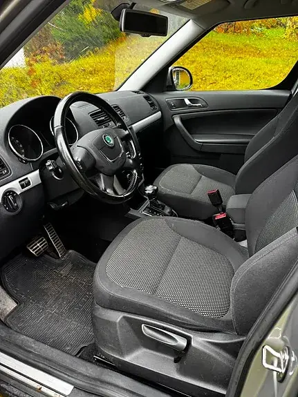 Skoda Yeti 2012 photo 5