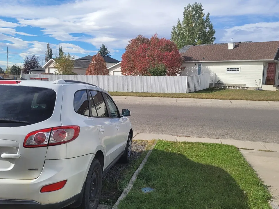 Hyundai Santa Fe 2012 photo 2
