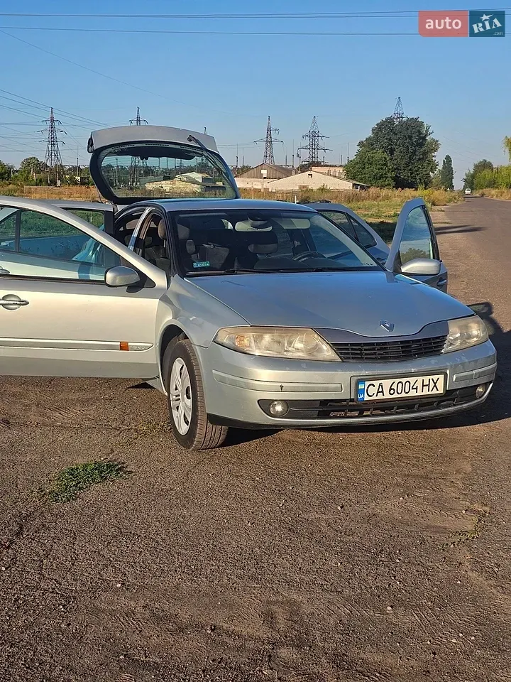 Renault Laguna 2004 photo 2