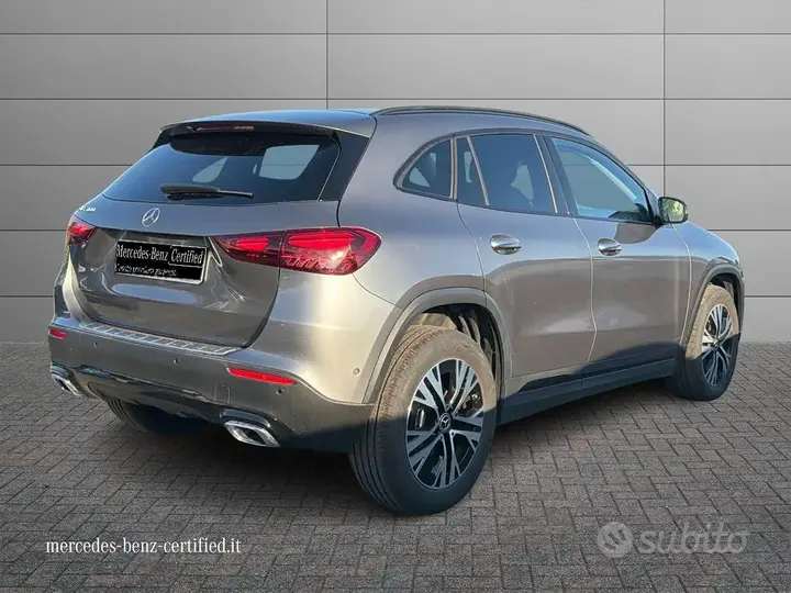 Mercedes-Benz Gla 2025 photo 2