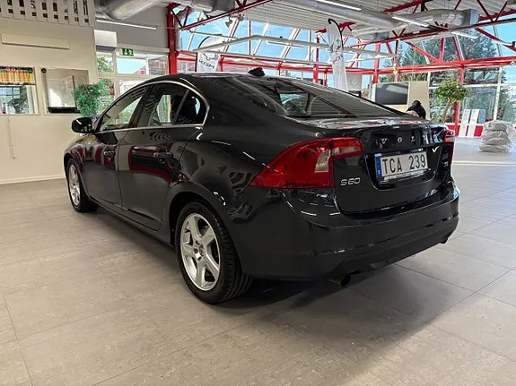 Volvo S60 2011 photo 3