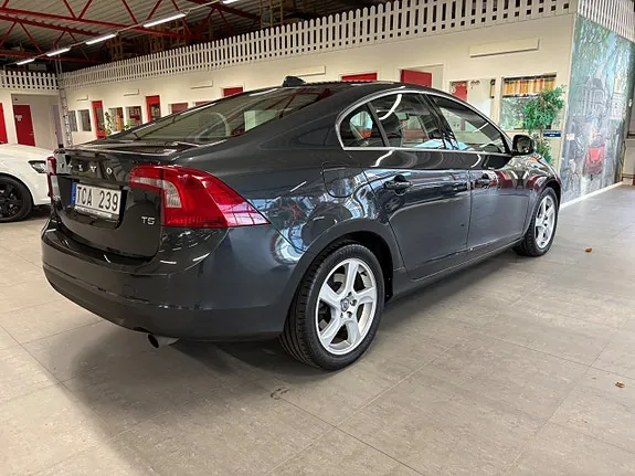 Volvo S60 2011 photo 5