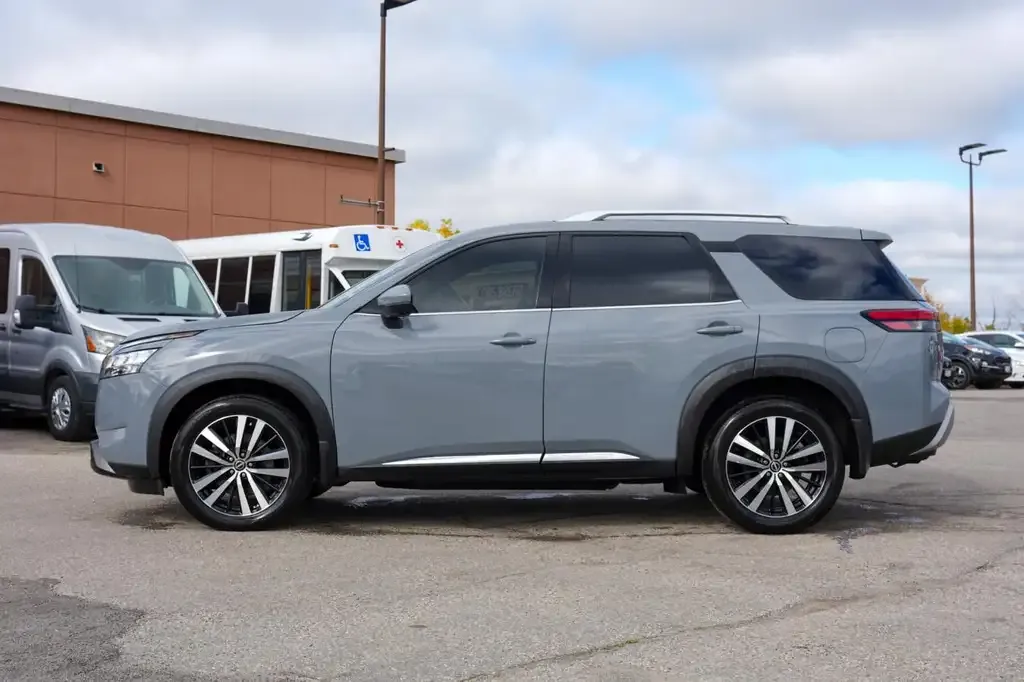 Nissan Pathfinder 2024 photo 4