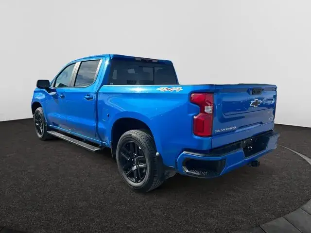 Chevrolet Silverado 1500 2025 photo 3