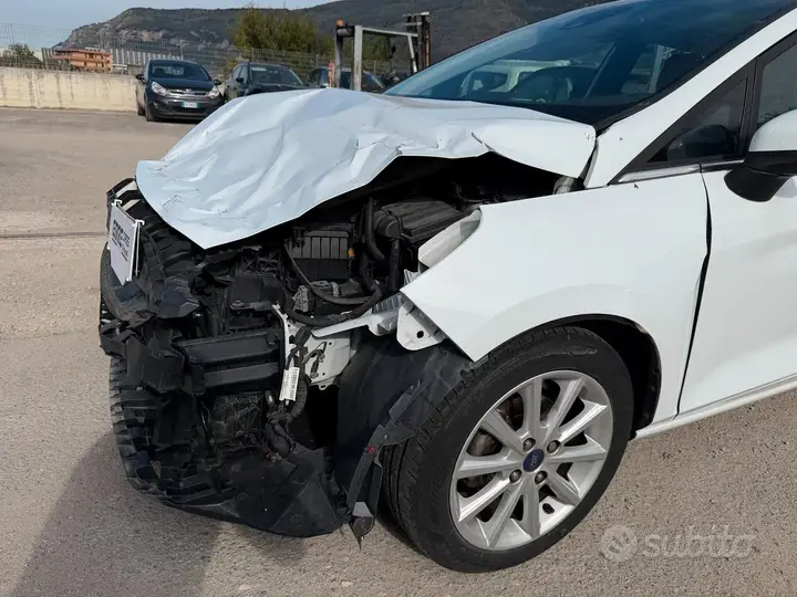 Ford Fiesta 2017 photo 4
