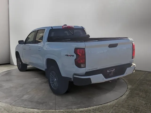 Chevrolet Colorado 2023 photo 3