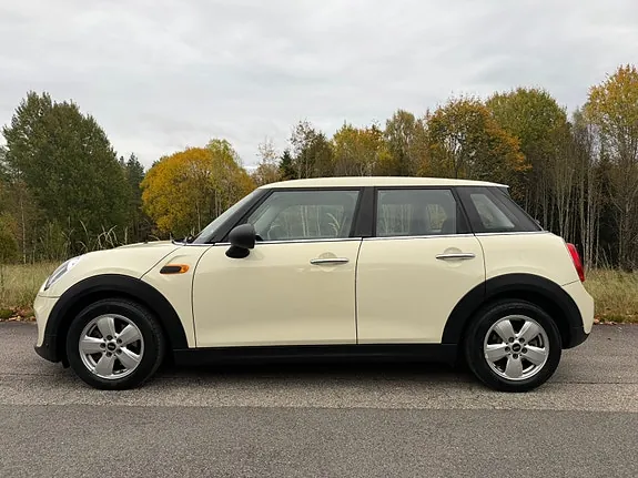Mini One 2016 photo 2