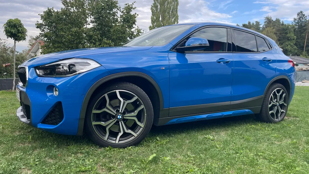 BMW X2