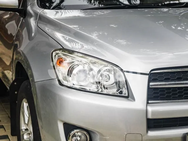 Toyota Rav4 2015 photo 4