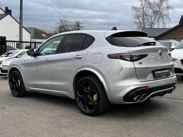 Alfa Romeo Stelvio 2021 photo 2