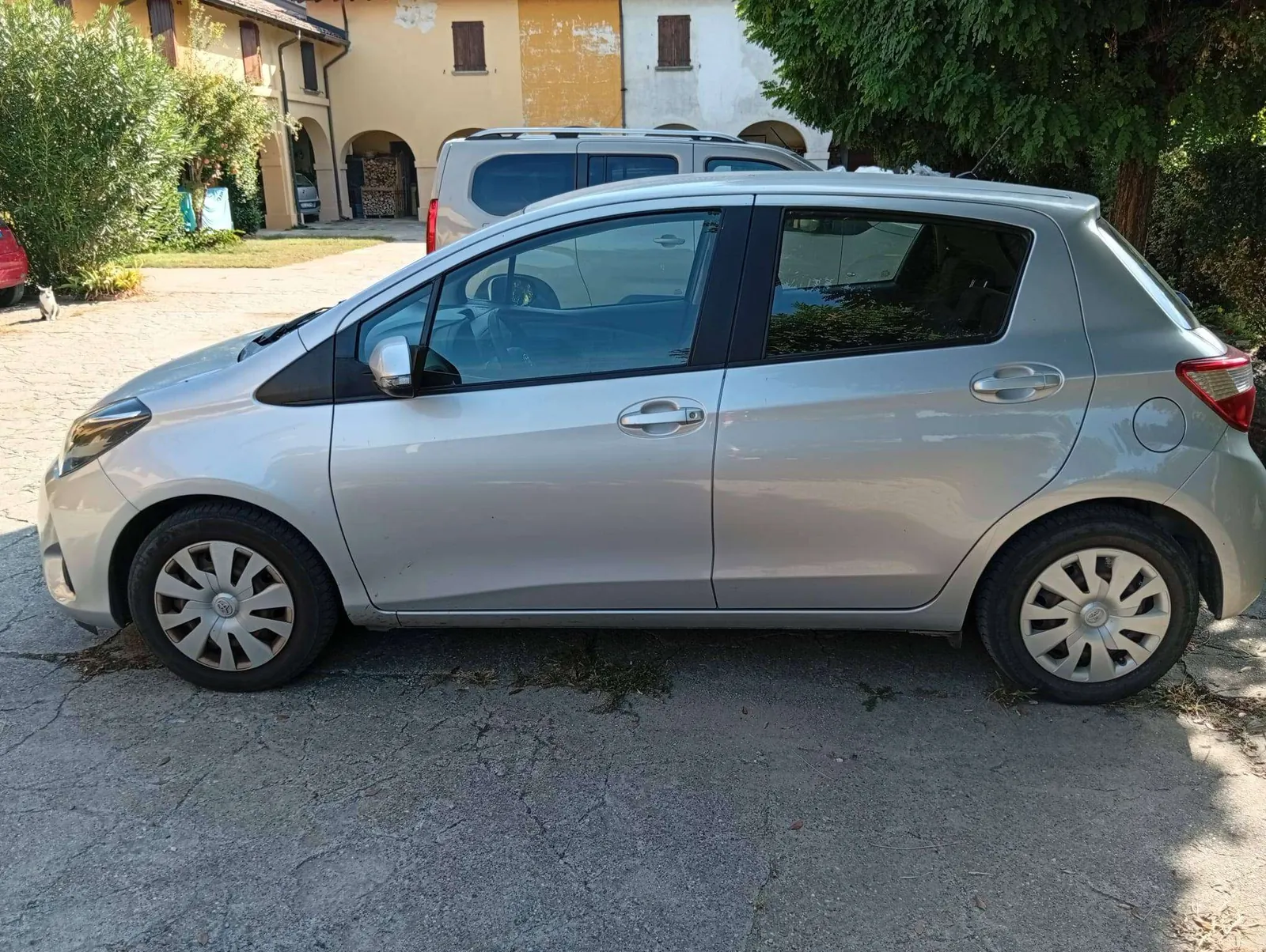 Toyota Yaris 2019 photo 2