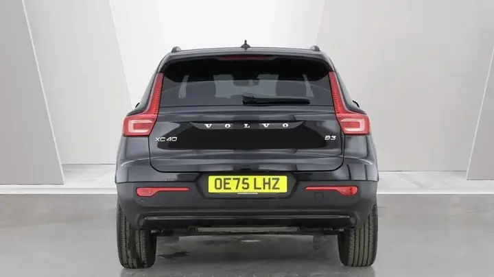 Volvo Xc40 2025 photo 4