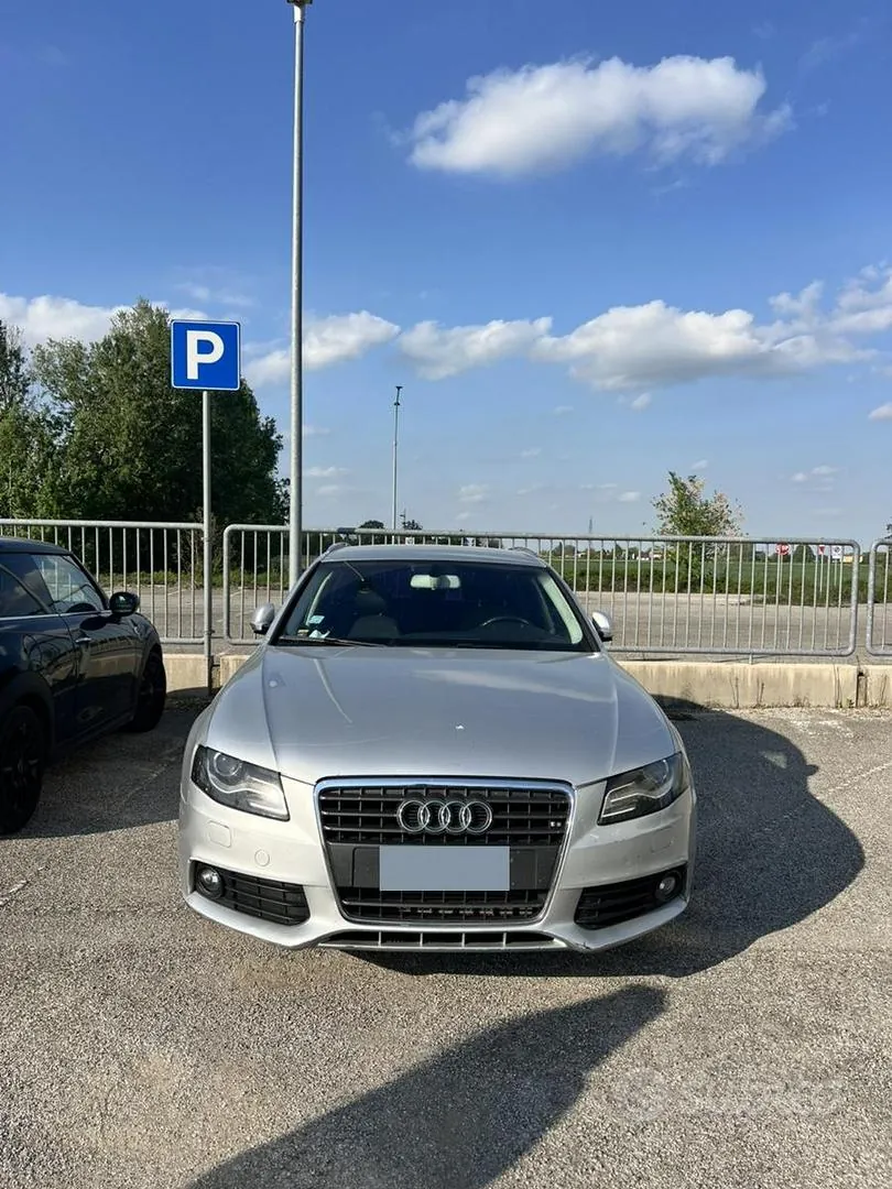 Audi A4 2008 photo 2