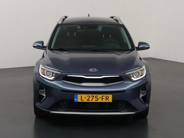 Kia Stonic 2021 photo 3