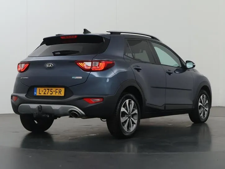 Kia Stonic 2021 photo 2