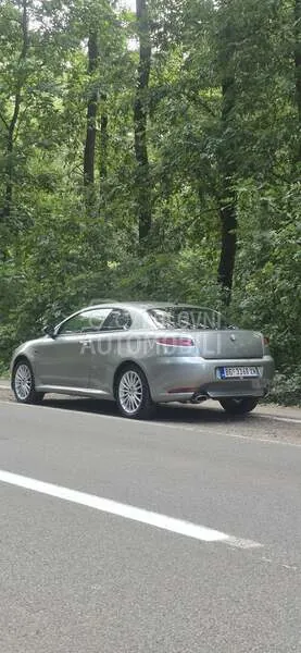 Alfa Romeo Gt 2004 photo 2