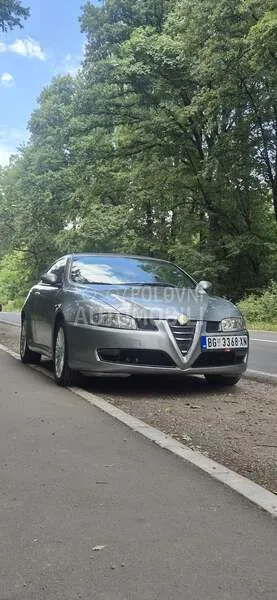 Alfa Romeo Gt 2004 photo 5