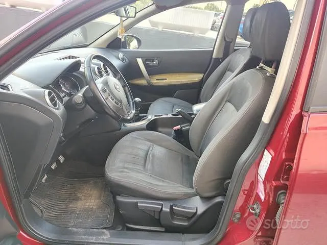 Nissan Qashqai 2012 photo 4