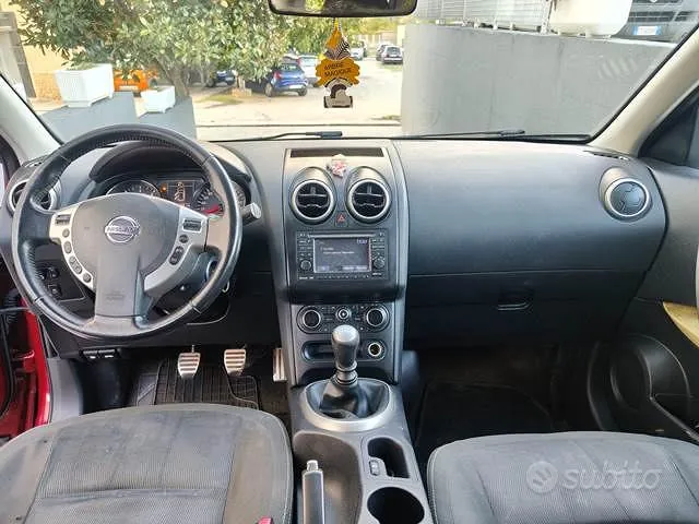 Nissan Qashqai 2012 photo 3