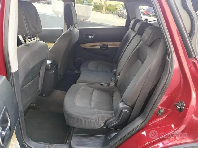 Nissan Qashqai 2012 photo 5