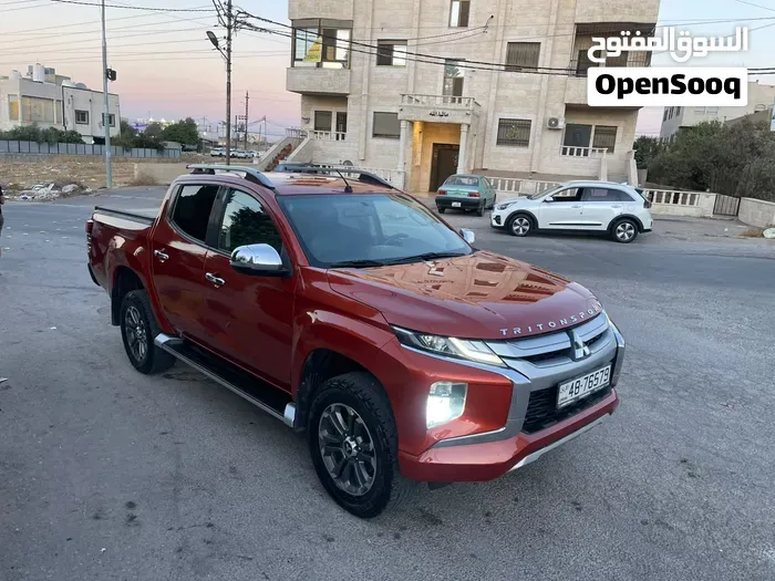 Mitsubishi L200 2020 photo 2