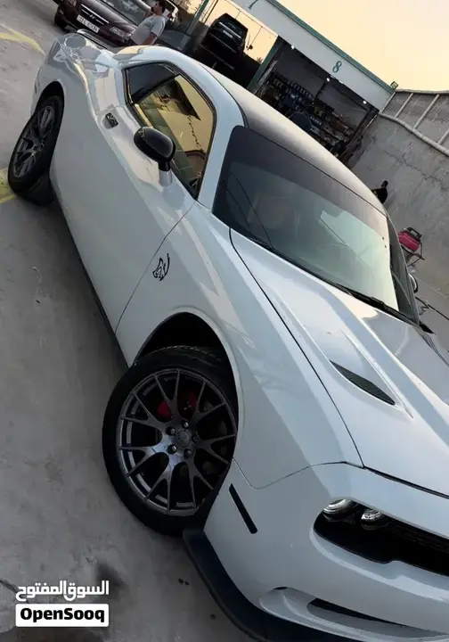 Dodge Challenger 2018 photo 2