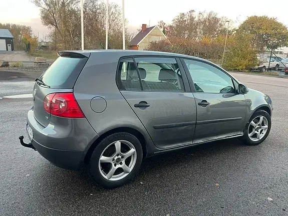 Volkswagen Golf 5 2005 photo 4