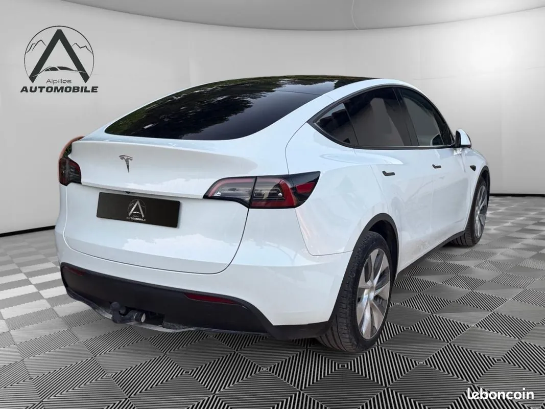 Tesla Model Y 2022 photo 4