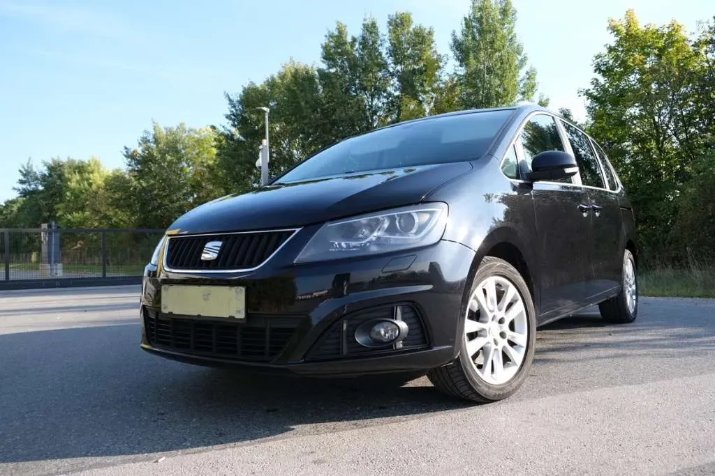 Seat Alhambra 2011 photo 3