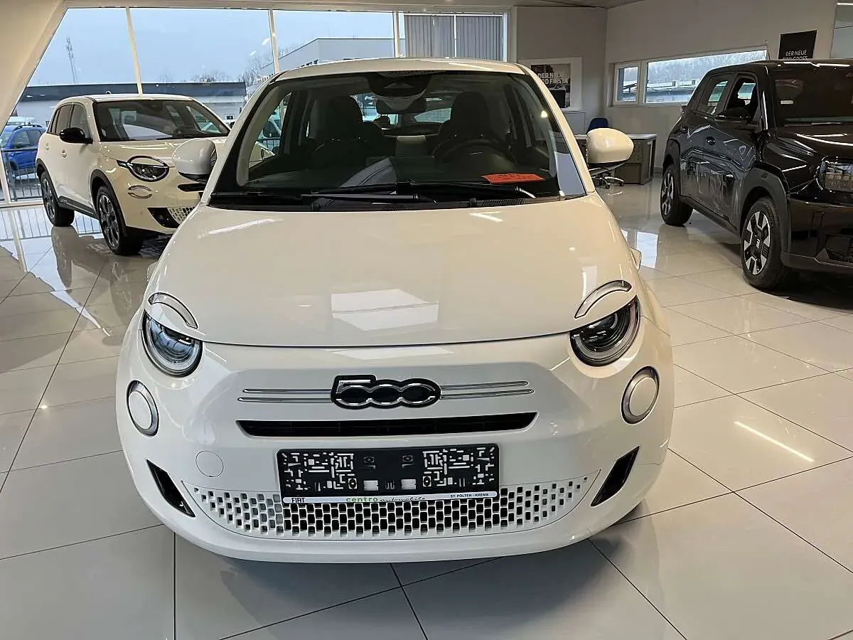 Fiat 500 photo 2