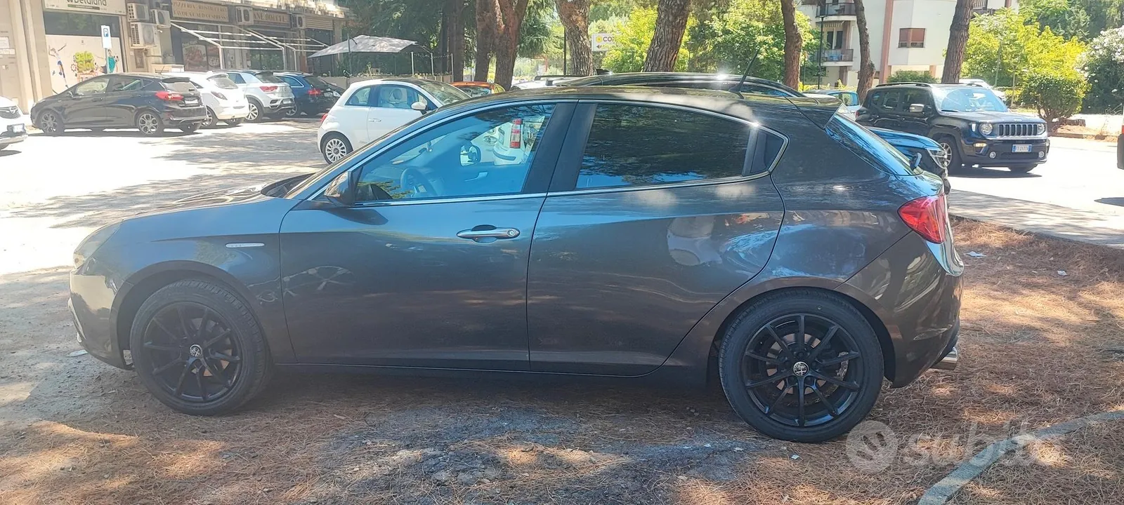 Alfa Romeo Giulietta 2012 photo 3
