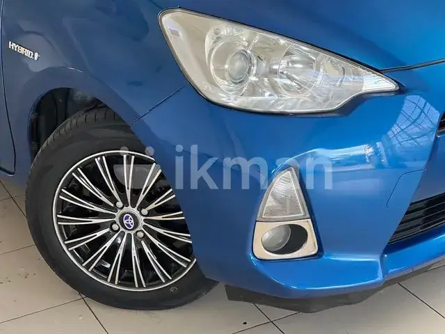 Toyota Aqua 2014 photo 5