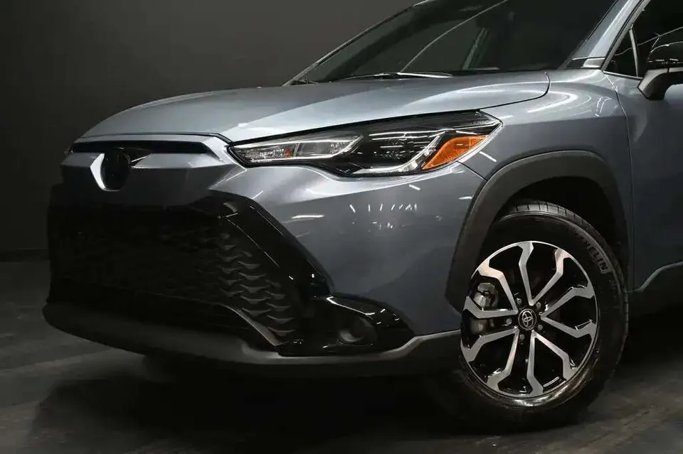 Toyota Corolla Cross 2025 photo 3