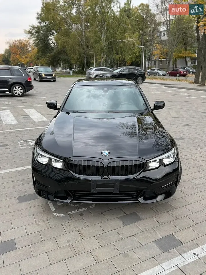 BMW 3 Series 2021 photo 3
