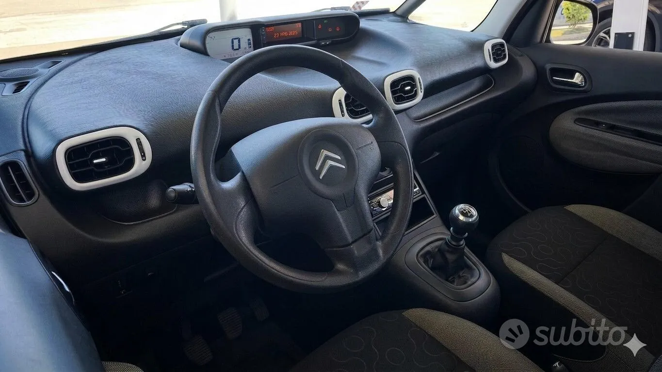 Citroen C3 Picasso 2011 photo 4
